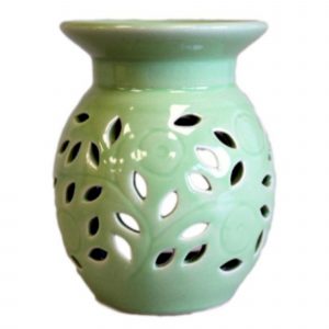 Floral Oil Burner - Green, Nice simple design in Ceramic.