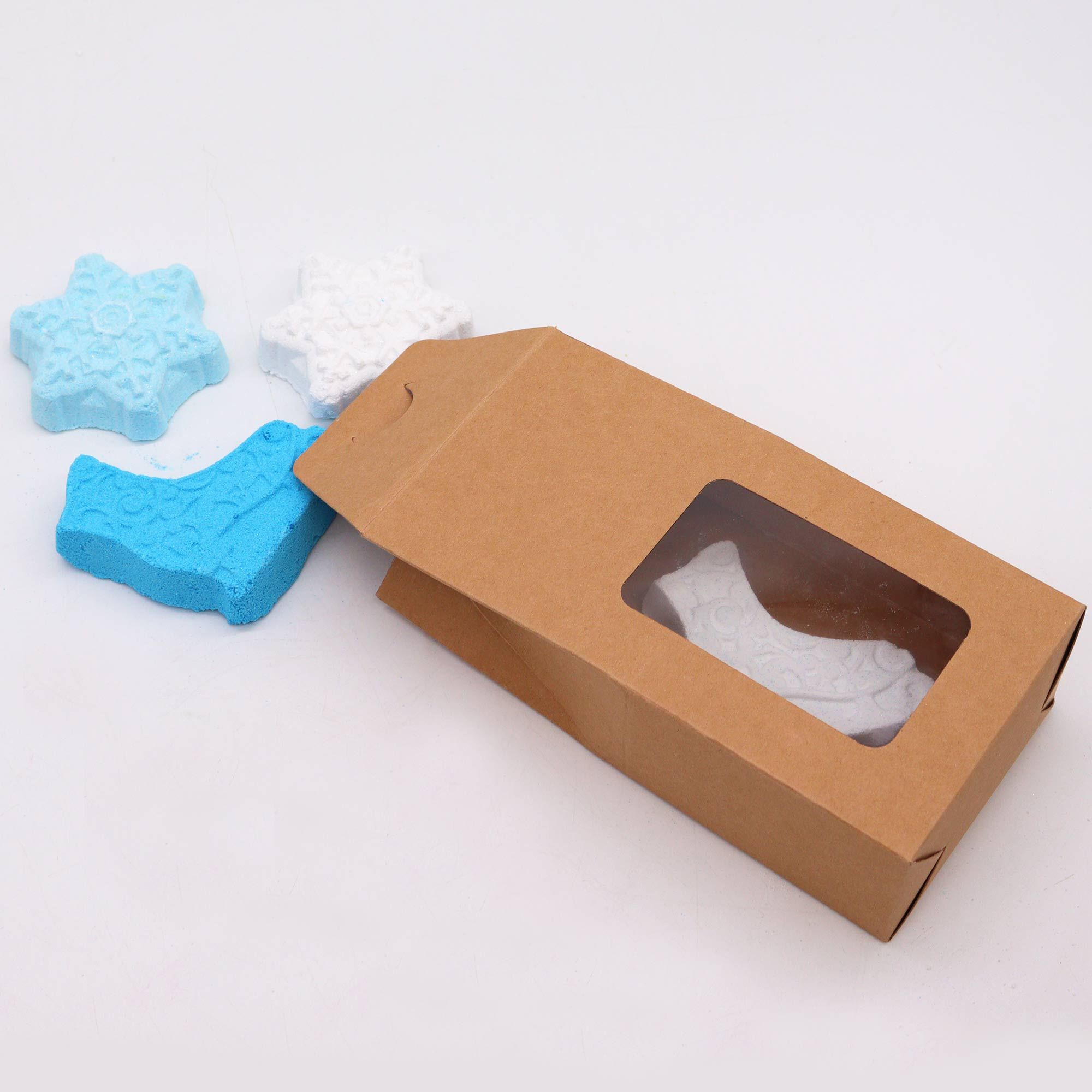 Break the Ice Christmas Bath Bomb Gift Pack - Image 4