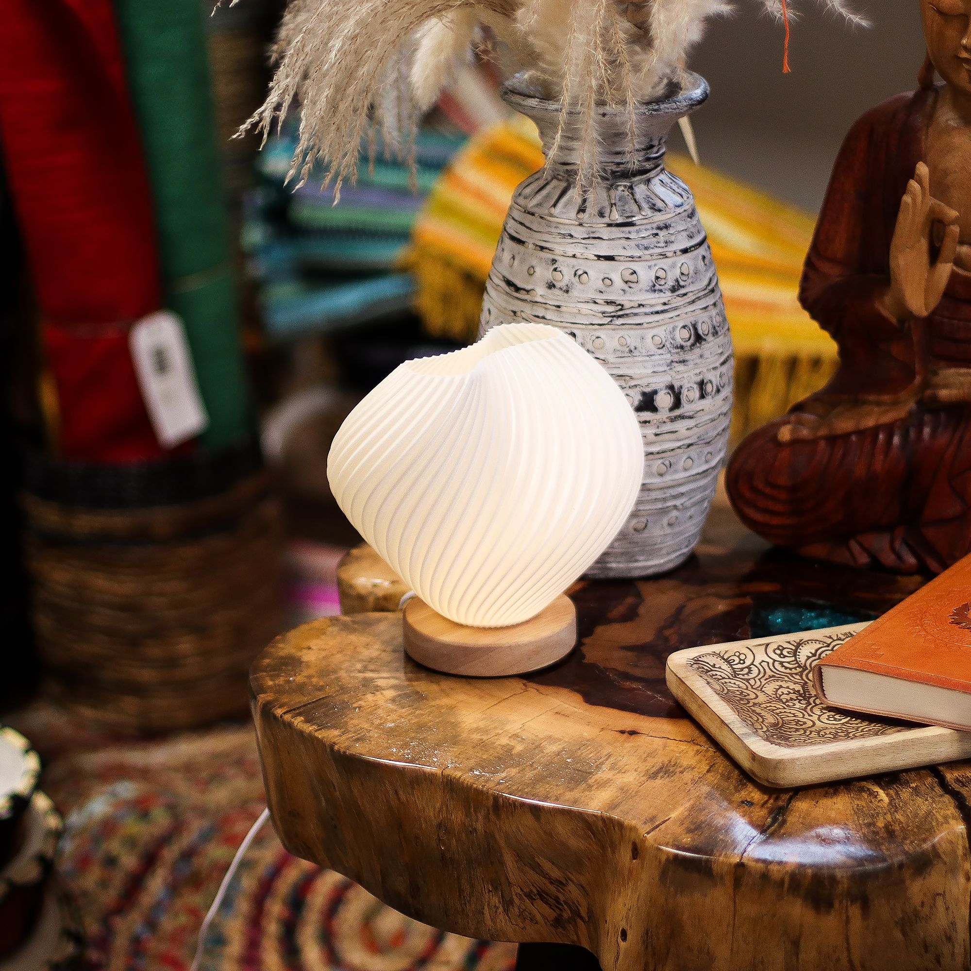 New Wave Lamp - USB - 3 settings - Shell Twisted - Image 7